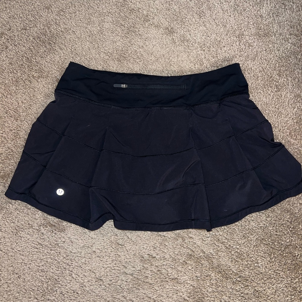 Black lulu tennis skirt - size 6 perfect condition